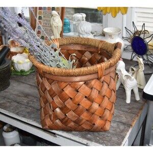 Rustic Handwoven Adirondack Gathering Splint Basket Primitive Style
